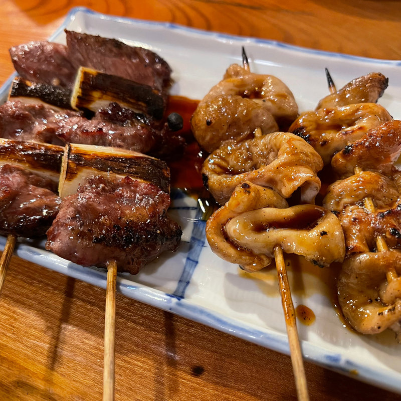 しろ・かしら(もつ焼き稲垣)