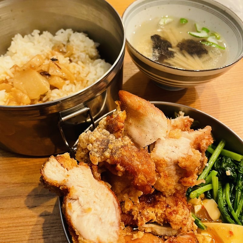 ジャンボフライドチキン定食(Taiwan Bee)