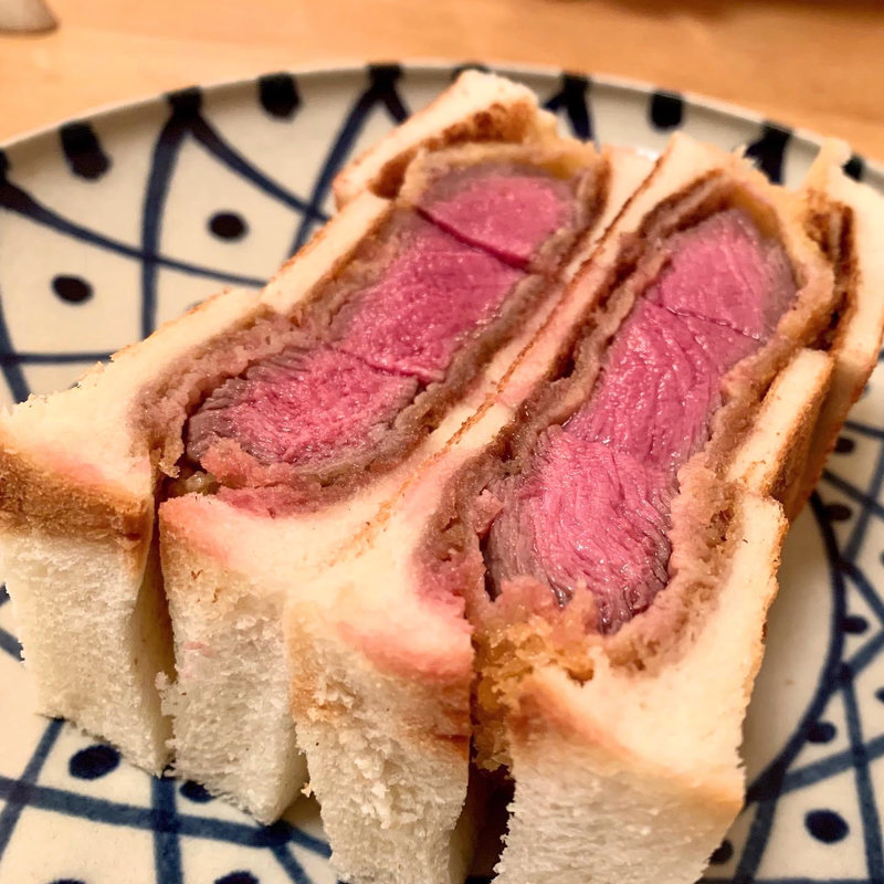 特製ビーフカツサンド(UMENOYA)