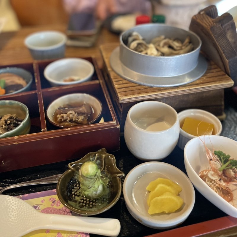 松茸釜めし御膳(かま炊きめしやこめ太郎)