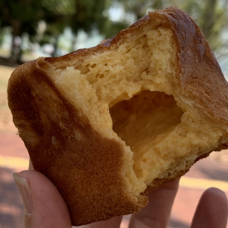 クリームパン(TruffleBAKERY(トリュフベーカリー)本店)