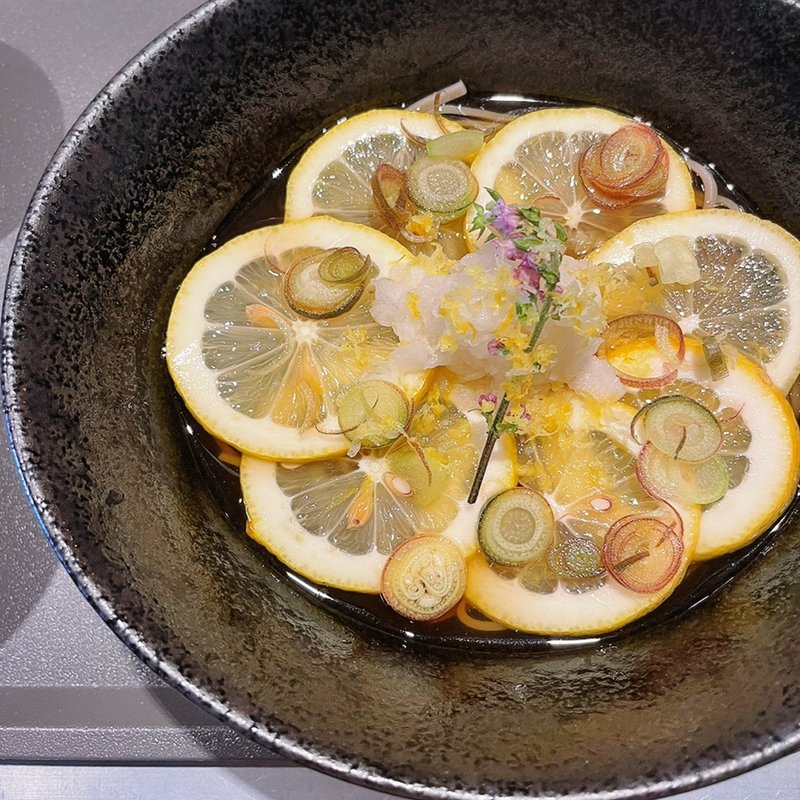 瀬戸内の十割蕎麦(スタンド ソバ サンカク 裏なんば)