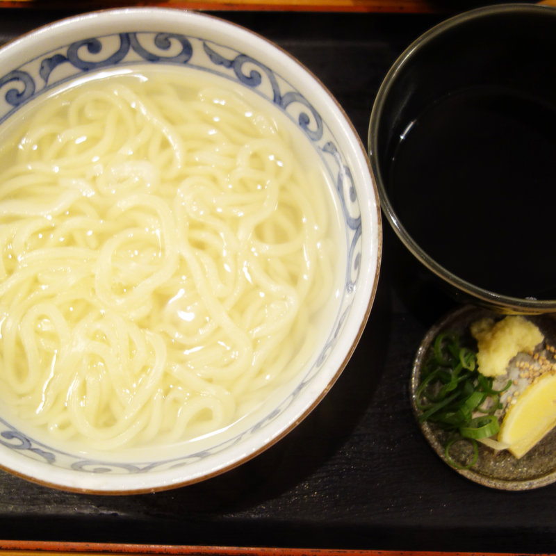釜揚げうどん(温)(うどん 和助 本店)