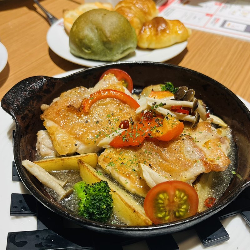 アヒージョ(バケット マルイファミリー溝口店)