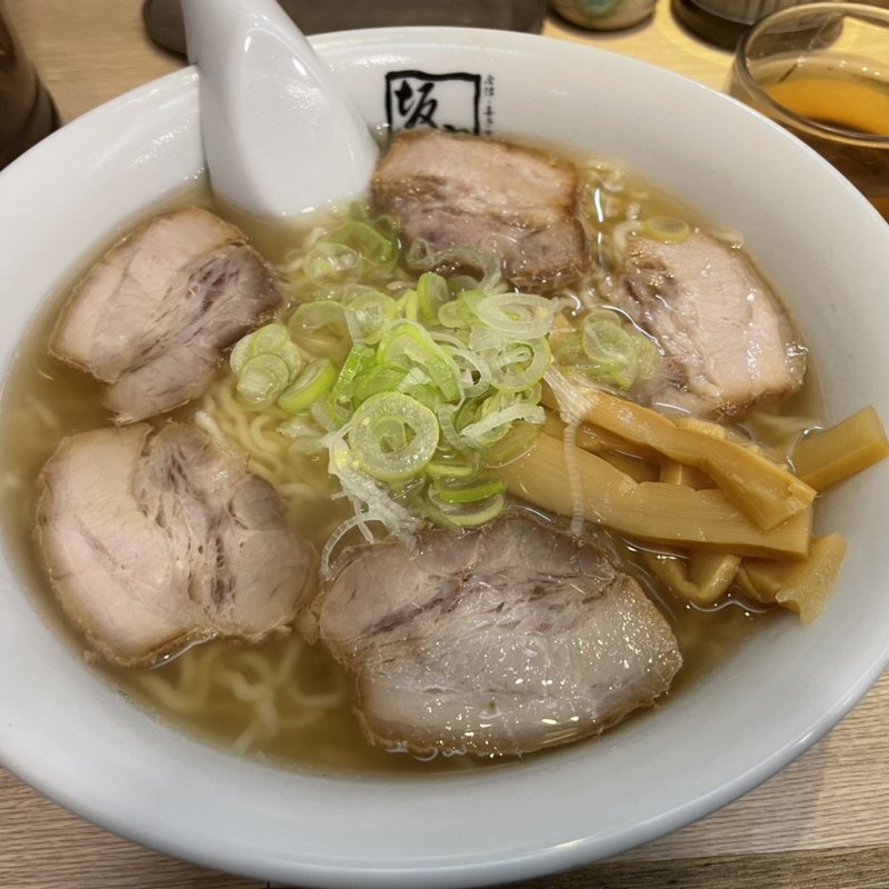 喜多方ラーメン(喜多方ラーメン 坂内 新宿西口思い出横丁店)
