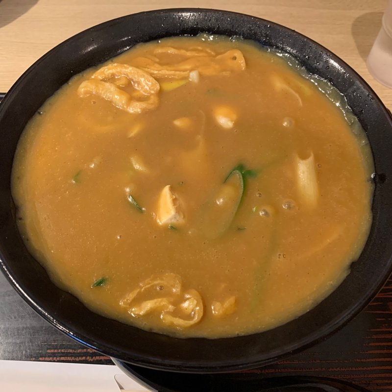 カレーうどん(めん処 鶴亀 （メンドコロツルキ）)