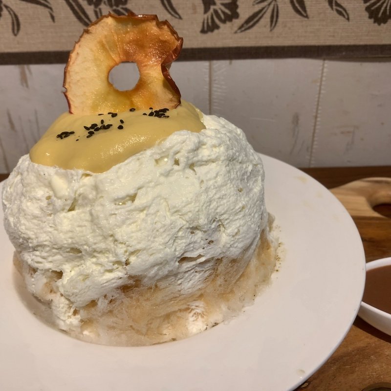 お芋とほうじ茶マスカル(ボンヌ カフェ 十条店 （Bonnel Cafe）)