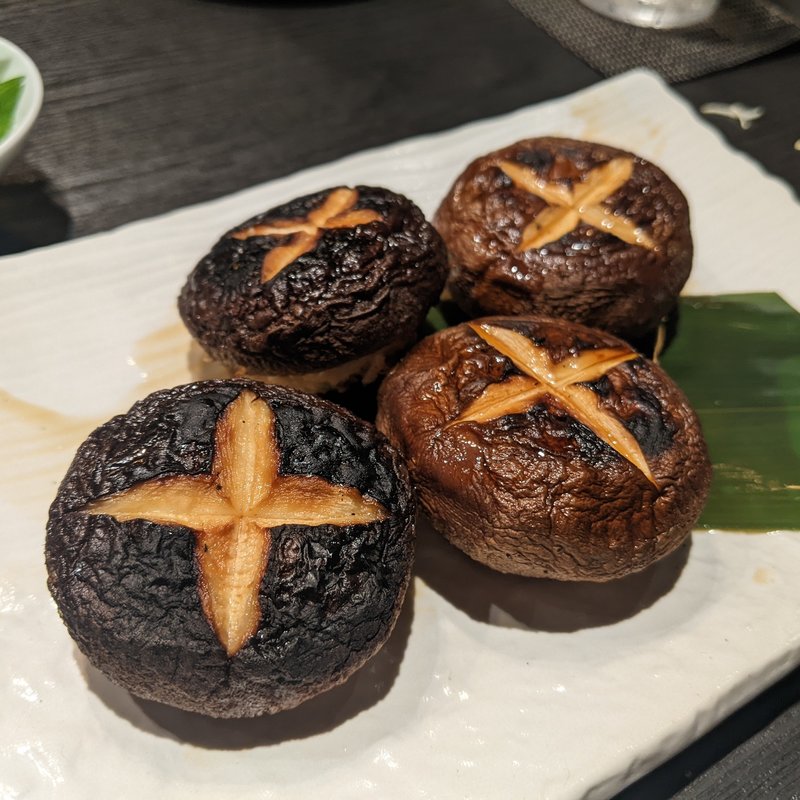 どんこしいたけ肉詰(鳥酎　はなれ飯田橋店)