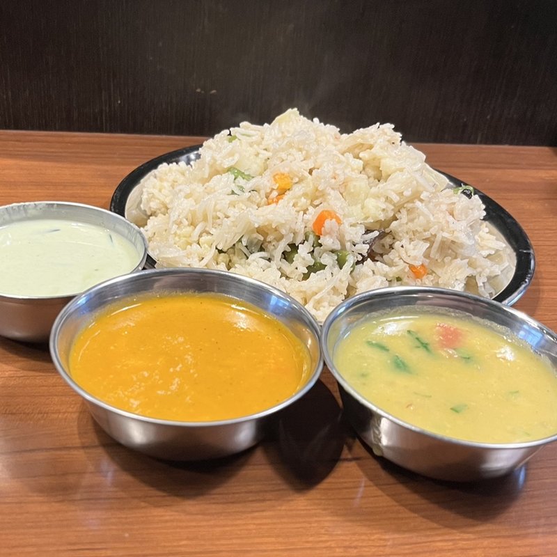 TODAY'S MENU（Vegetable Pulao ・Dal ・Tomato Shorba ・Cucumber Mint Raita）(インド料理 BiJA)