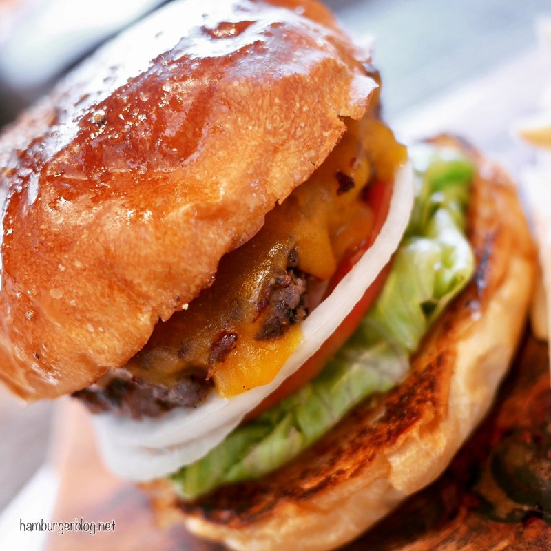 チーズバーガー(McLean-OLD BURGER STAND-)