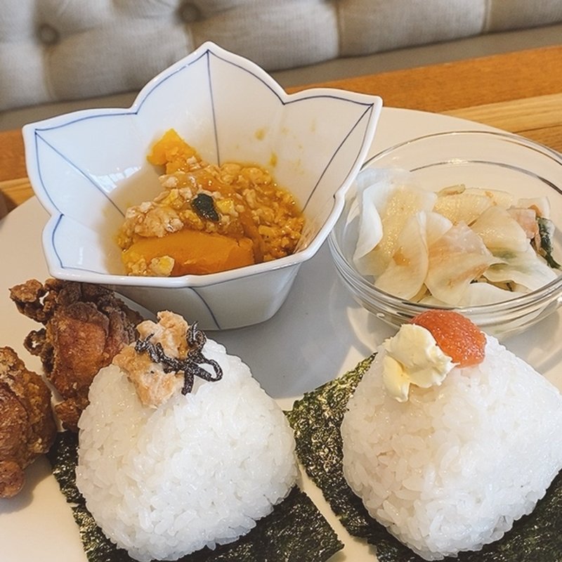 (Onigily Cafe （オニギリーカフェ）)