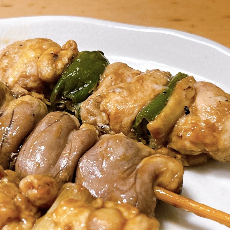 かた肉ししとう串(鳥藤 （とりとう）)