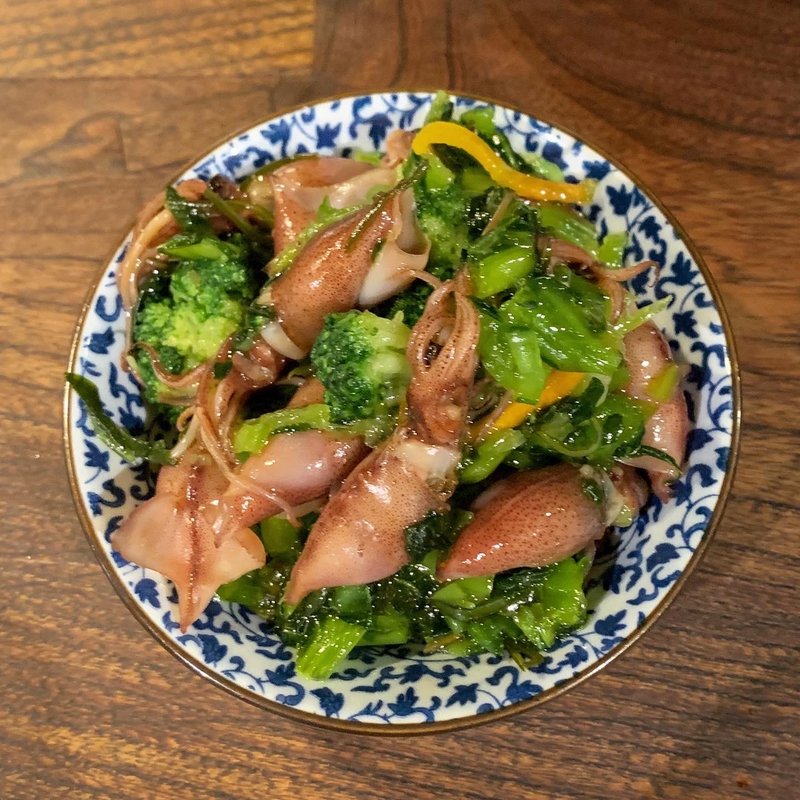 ホタルイカと野沢菜の和物(かがやき)