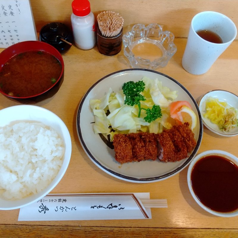 へれかつ定食(とんかつ 秀)