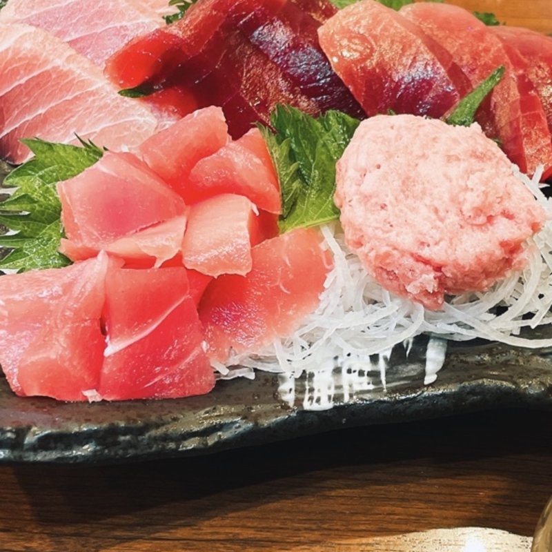 まぐろ四点盛り(宝水産（株） 海鮮丼「TAKARA」)