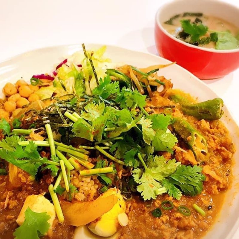 2種あいがけ(アジアンキッチン オオツカレー )