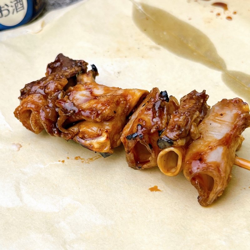 たれやき豚なんこつ(やきとり おか田)