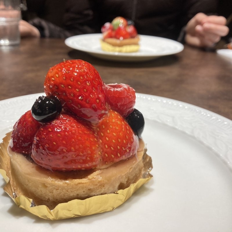 タルト・オ・フレーズ(オーバカナル八重洲店（AUX BACCHANALES）)