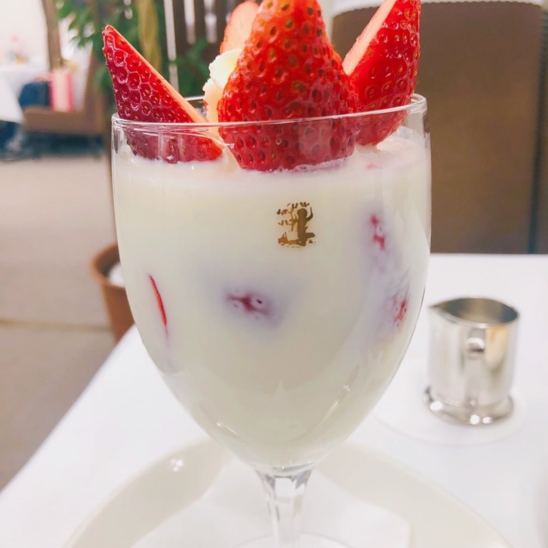 いちごミルク(銀座ウエスト)