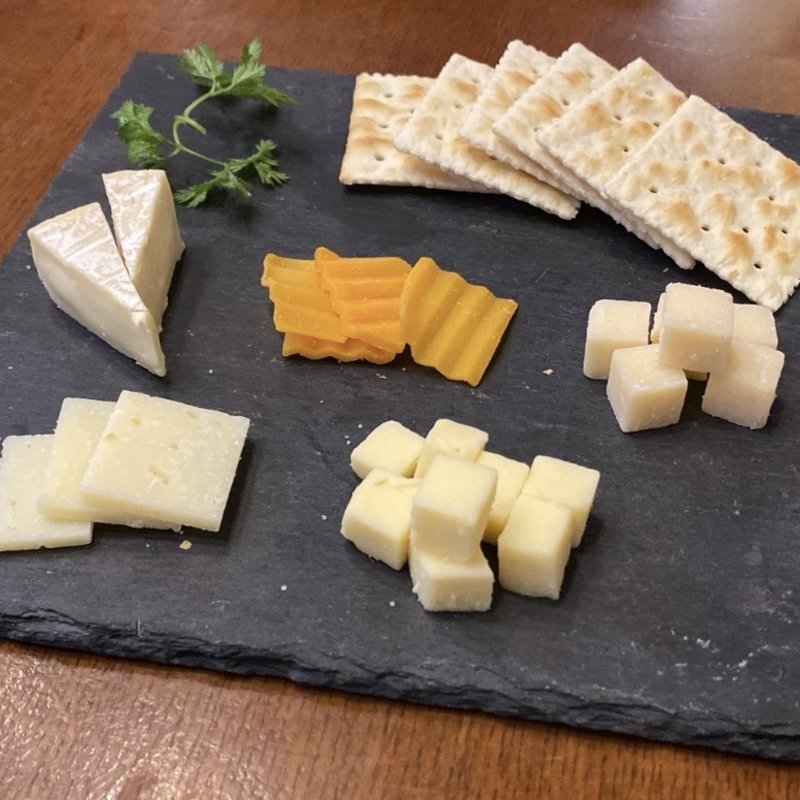 世界のチーズ盛り合わせ(長濱浪漫ビール （長浜浪漫ビール ナガハマロマンビール）)