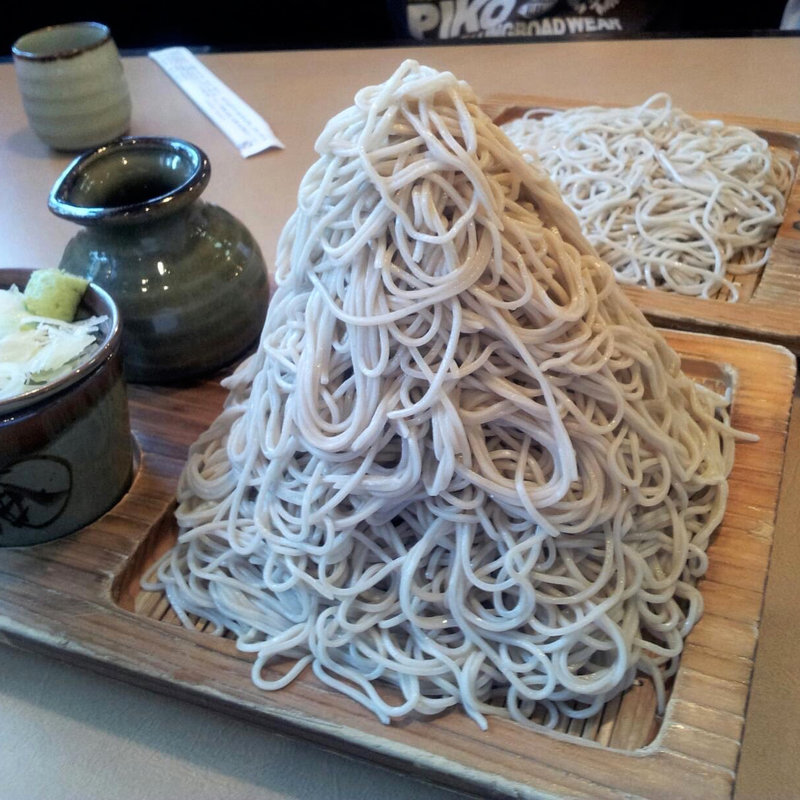 富士山盛り(味奈登庵 総本店)