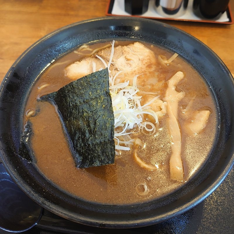 中華そば(細麺)+煮玉子(くりの木 加須店)