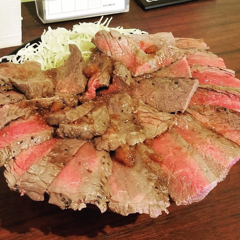 やわらかランプステーキ丼メガ(the 肉丼の店)