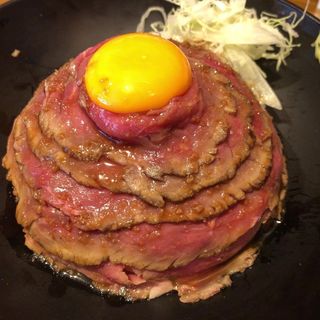 レアローストビーフ丼(the 肉丼の店)
