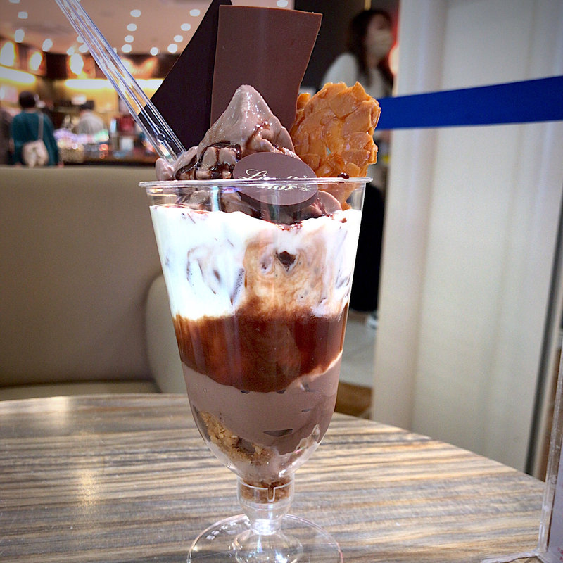 リンツ ショコラ パフェ(リンツ ショコラ ブティック＆カフェ 新潟店)