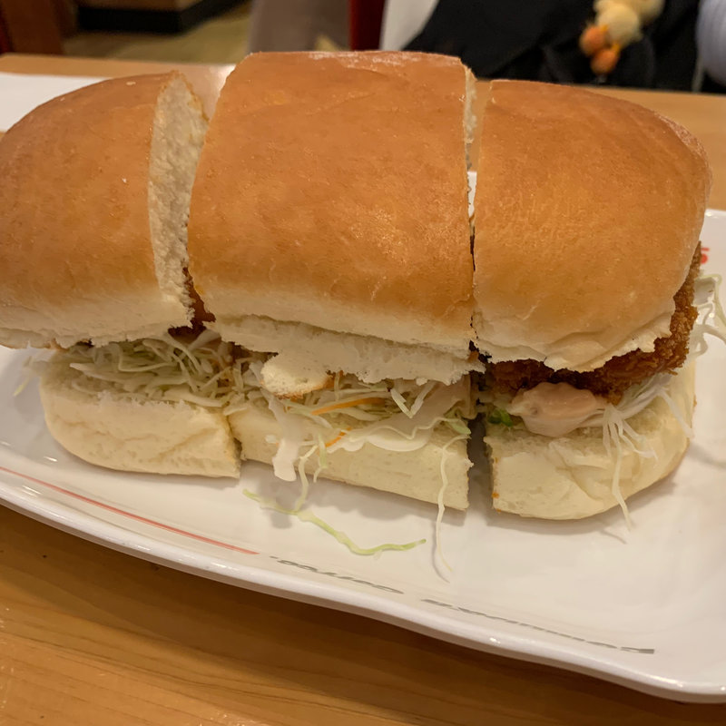 エビカツパン(コメダ珈琲店 丸井中野店)