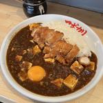 麻婆カレー（とりかつトッピング）