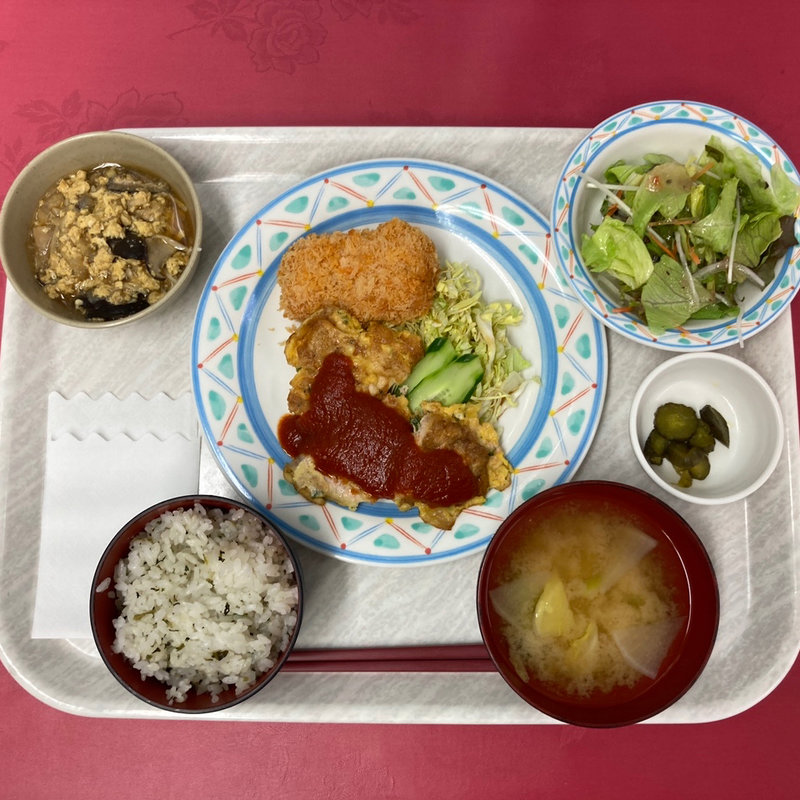 ポークピカタ&海老カツランチ(カフェテリア美彩)