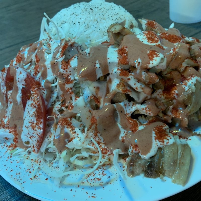 ケバブ プレート(カラバフ ケバブ 酒場)