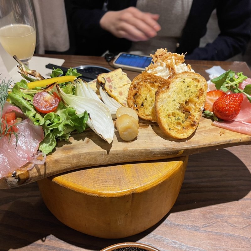 (串とピッツァミアスタンド)