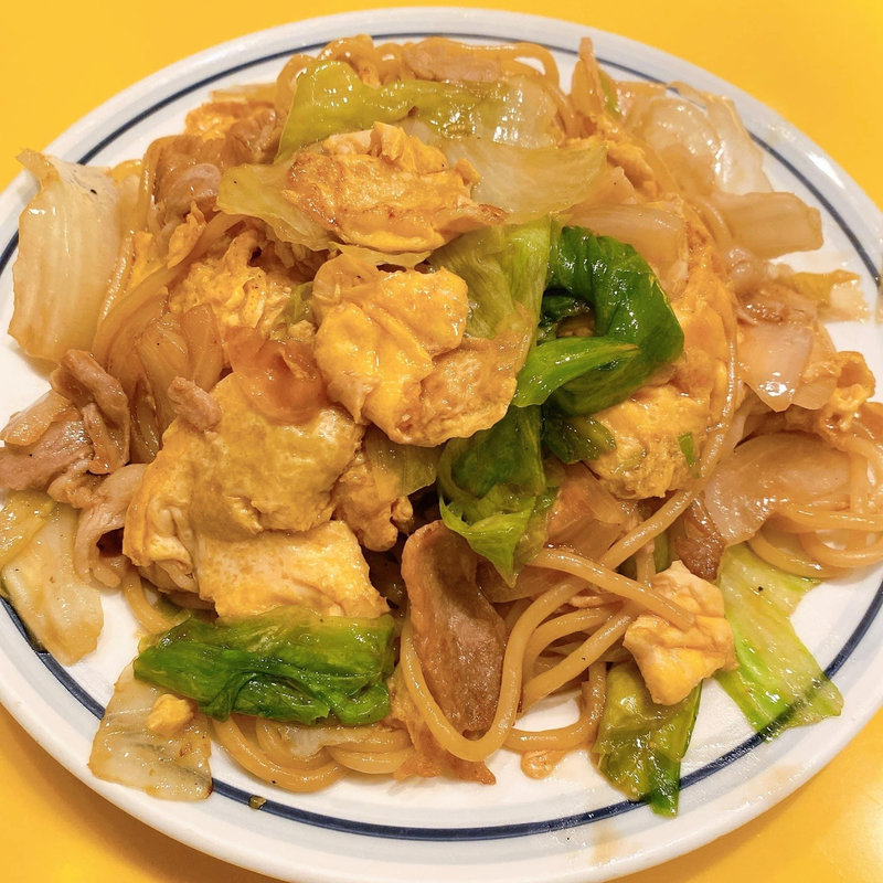 豚肉とレタスオイスター炒めスパゲティ(関谷スパゲティ )