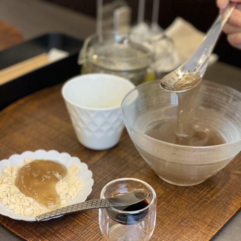 生わらび餅セット(四天王寺茶屋)