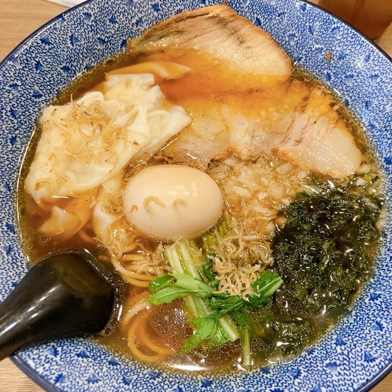 出汁中華そばワンタン(わしの遠吠え)