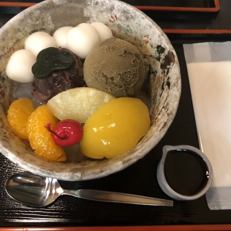 ほうじ茶クリームあんみつ(銀座 若松)