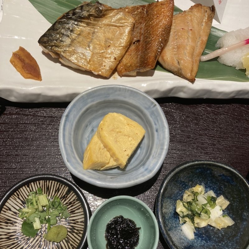 彩り3種干物定食(高級ブランド干物『銀座伴助』銀座本店)