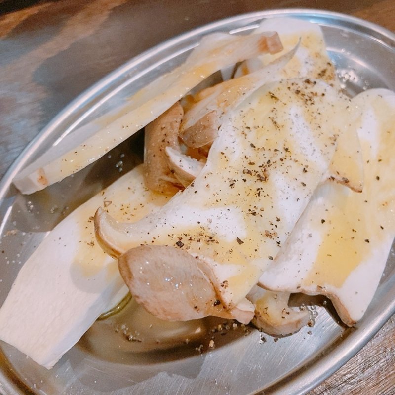 エリンギ(大衆焼肉りゅえる)