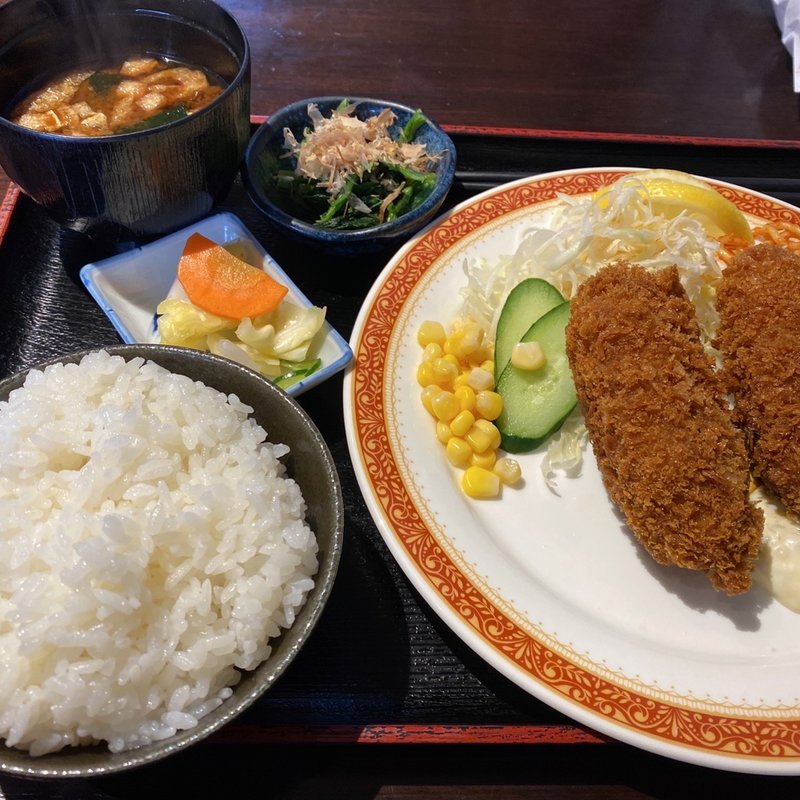 グラタンコロッケ定食(定食屋 おじいちゃんの台所)