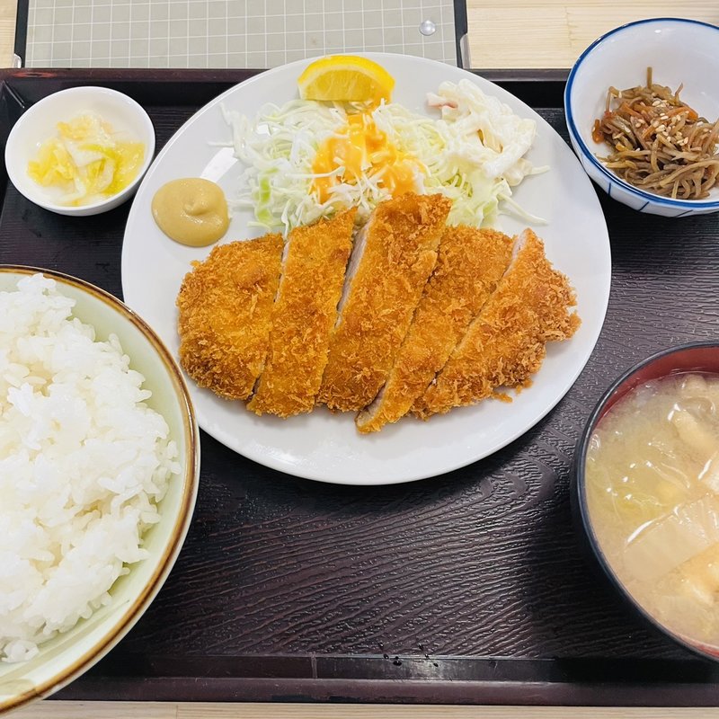 とんかつ定食(浅草2丁目食堂)