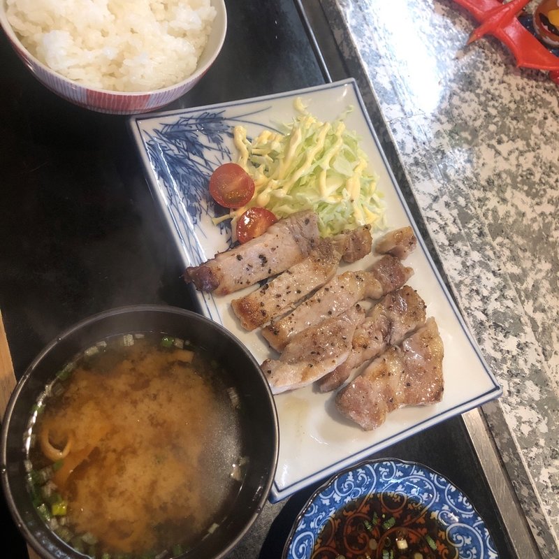 トンテキ　ご飯・みそ汁付き(じゅん亭 )