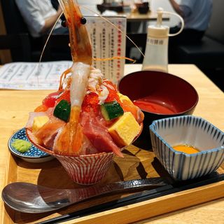 究極の海鮮丼(俺の魚を食ってみろ！！西新宿店)