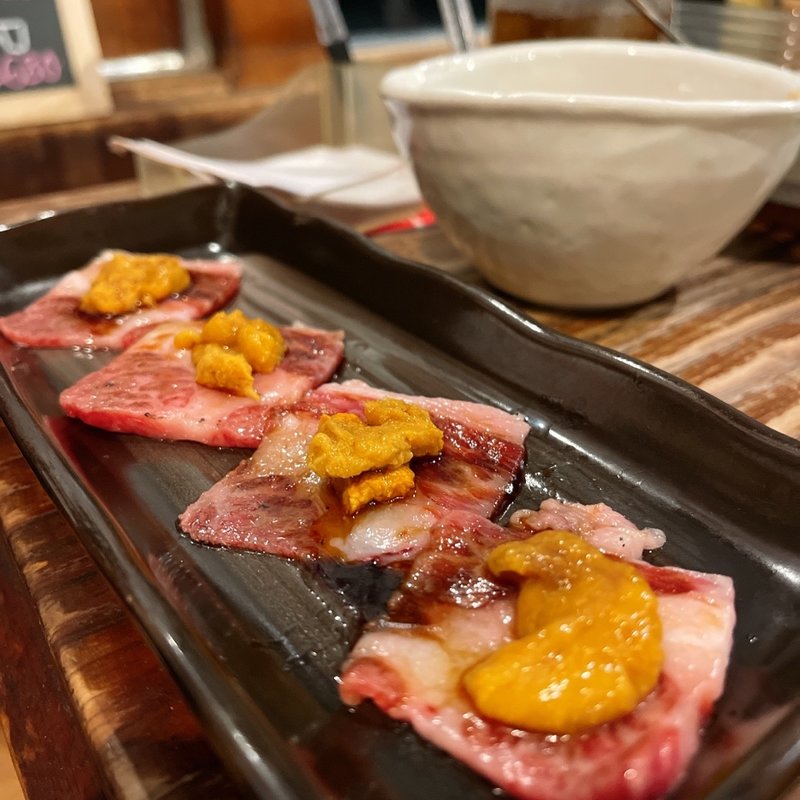 (グっと、くる。炭火焼肉　トラジ )