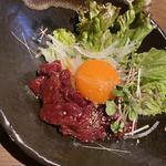  桜肉と特製たれ 桜ユッケ(博多流 神屋 )