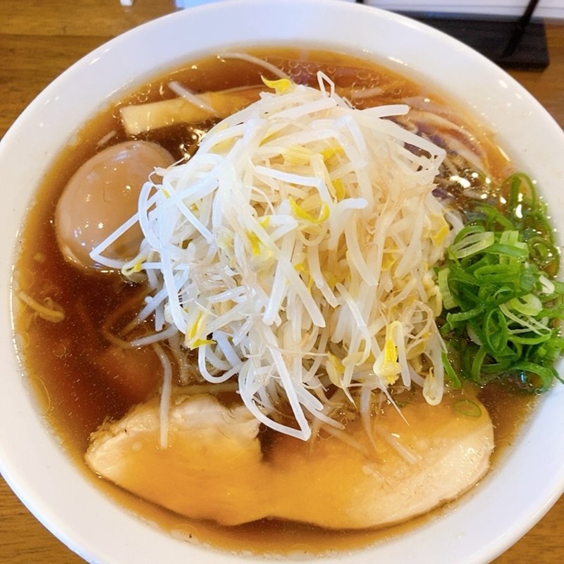 特製醤油らぁ麺（もやし、味玉トッピング）(麺彩キッチン あひる食堂)