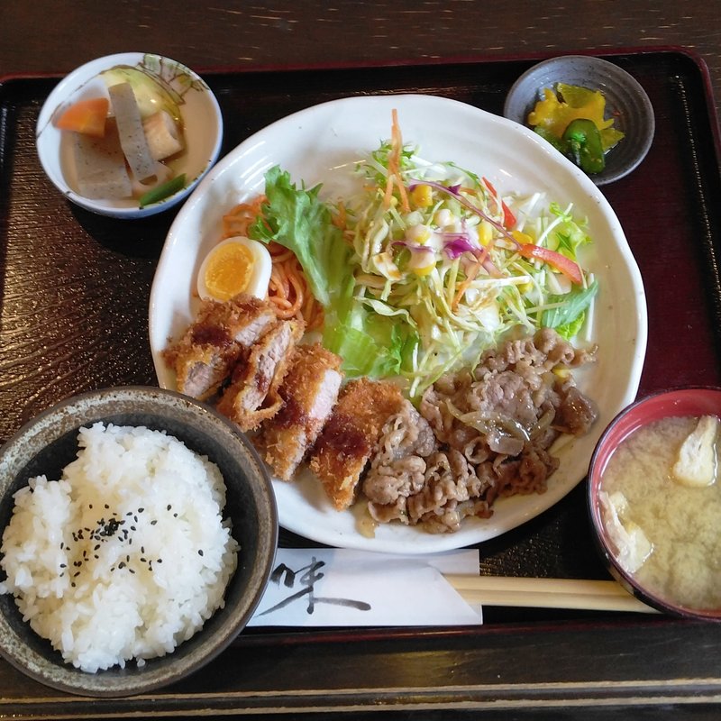 本日のSSランチ（牛肉ポン酢＆ヘレカツ）(八千世 )