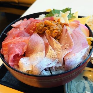 目玉定食(本まぐろ･ブリ･ウニ)(土浦魚市場 )