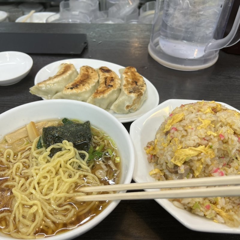 Aセットとジャンボ餃子(南京亭 国立店 )